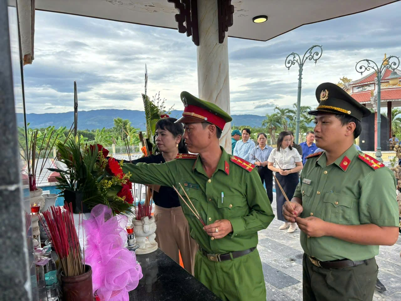 anh tin bai